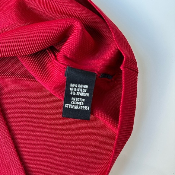 BCBGMAXAZRIA Bright Red Rib Knit Sweater Faux Leather Beaded Floral Womens Small - Picture 8 of 8